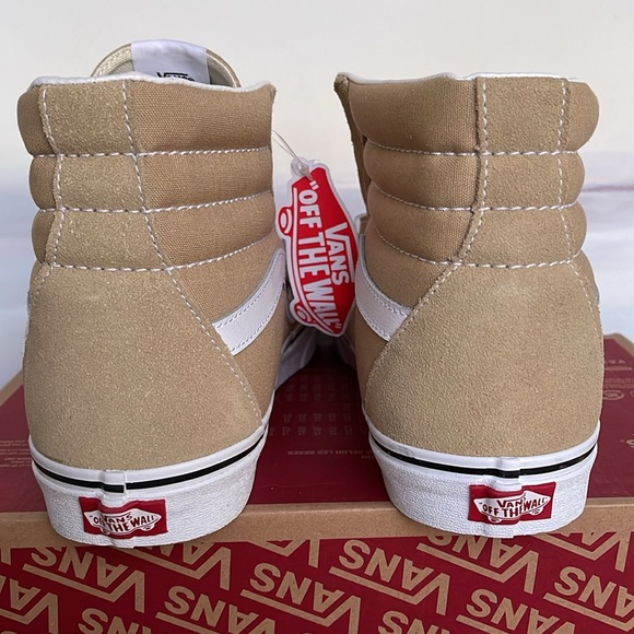 Vans Men’s Sk8-Hi
Taos Taupe
VN0A32QGYUU
Sneakers - Picture 13 of 16